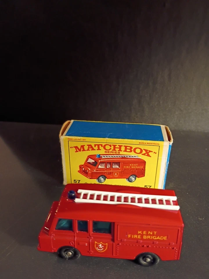 Matchbox #57C Land Rover Fire Truck 1966  In Original E4 Box - Image 4 of 4