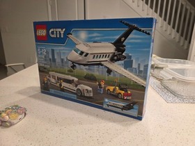 LEGO CITY: Airport VIP Service (60102)