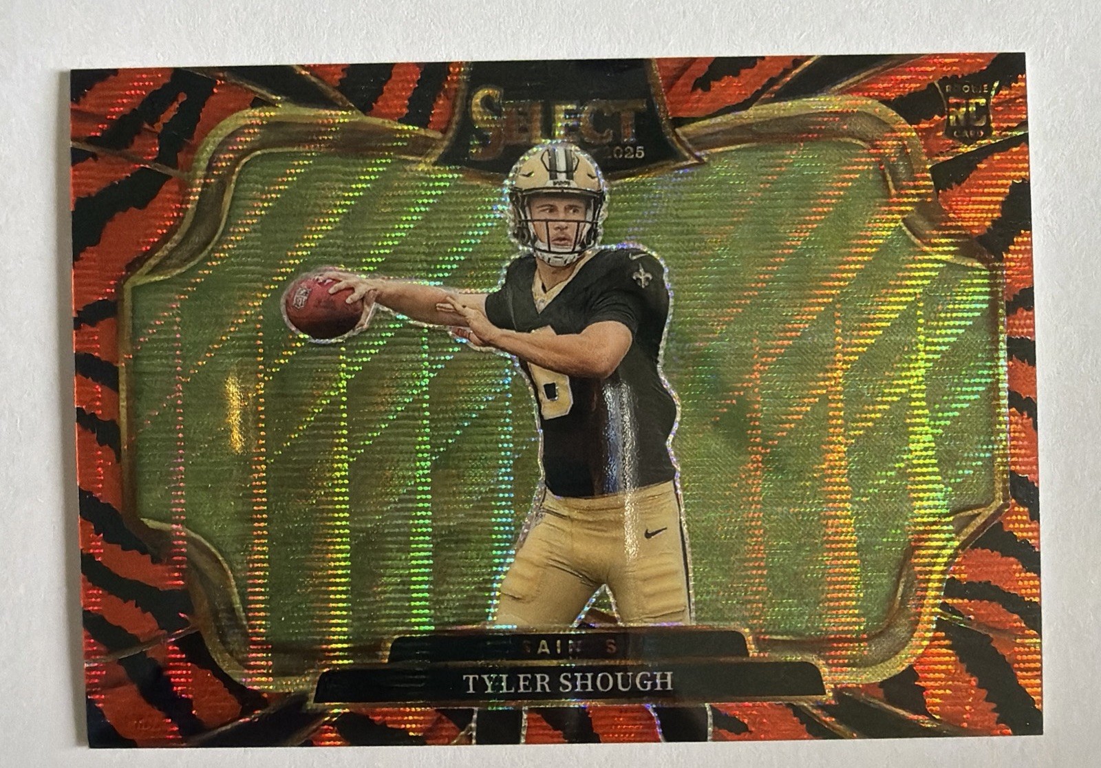 2025 Panini Select - Field Level Tyler Shough #441 Tiger Prizm (RC)