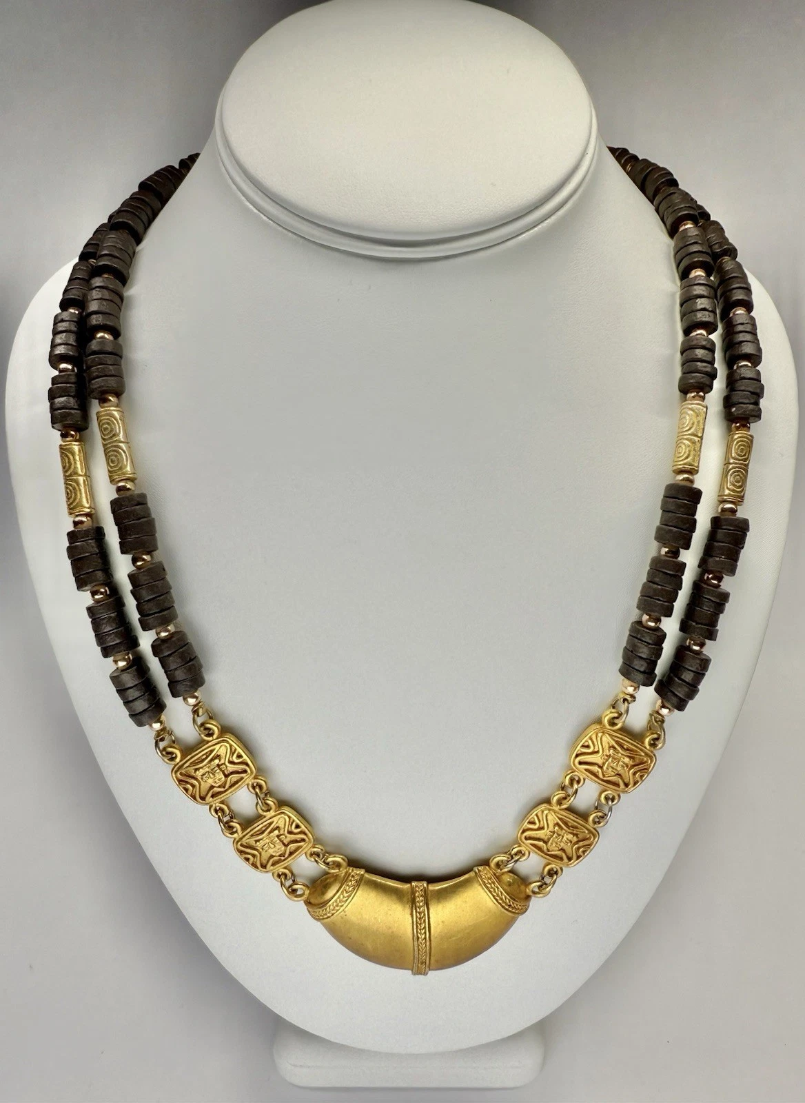 INCA Wooden Shell Beads Ethnic Egyptian Revival Vintage Necklace Jewelry N181