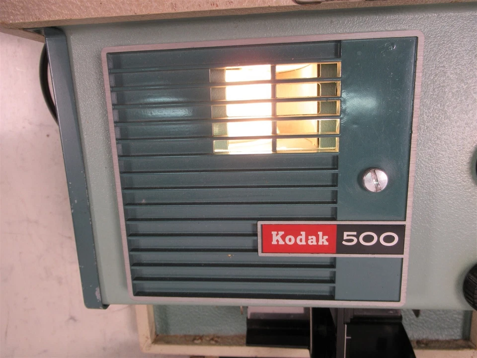 Vintage Kodak 500 Slide Projector Model B 2x2 Working Light Source  - Image 2 of 4