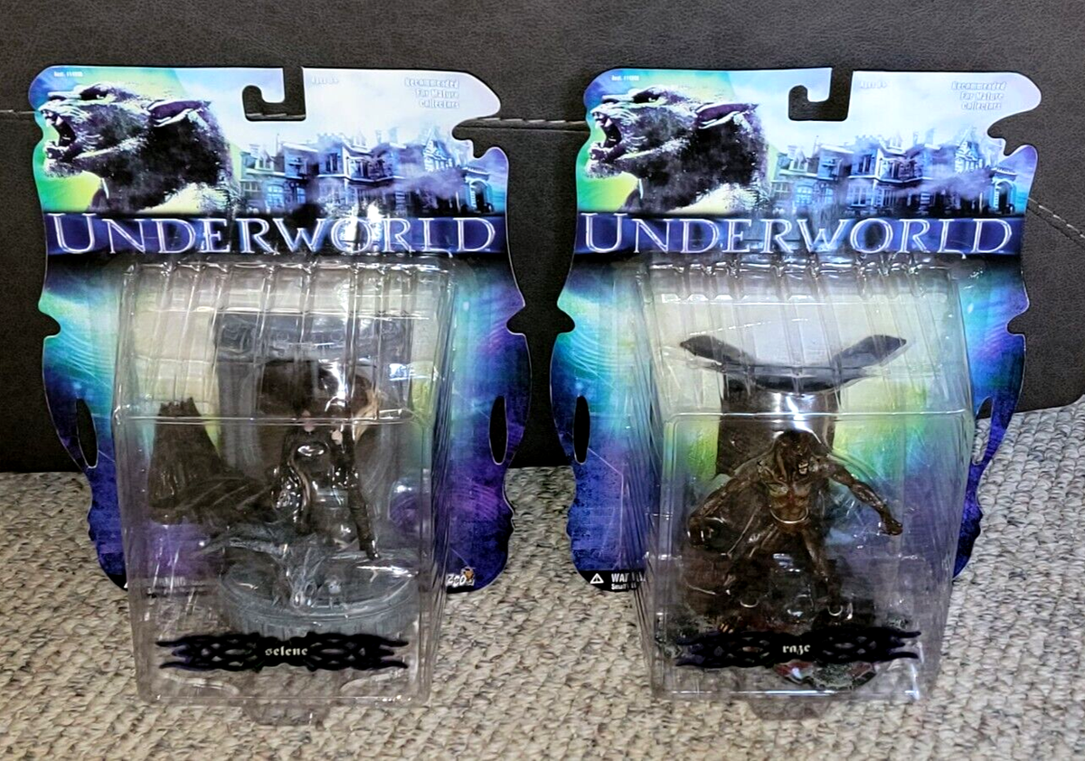 Lot of 2) UNDERWORLD SELENE and RAZE Action Figure MEZCO 2003