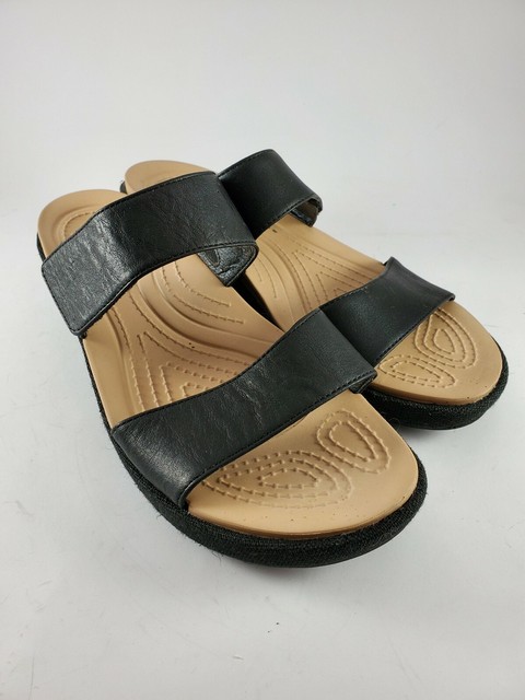 crocs mini wedge sandals
