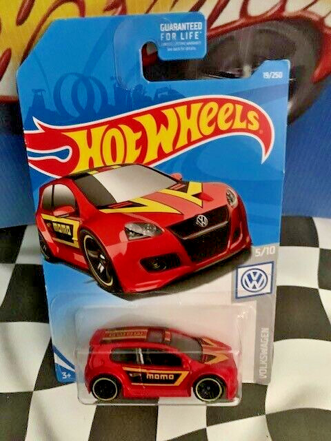 Hot Wheels 2019 Volkswagen 5/10 019 2006 Volkswagen Golf GTI RED PR5 Card Crease