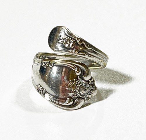 WM. A. Rogers Oneida LTD Silver Plated Spoon Ring, Size 6.50 - 7.00 - Picture 7 of 7