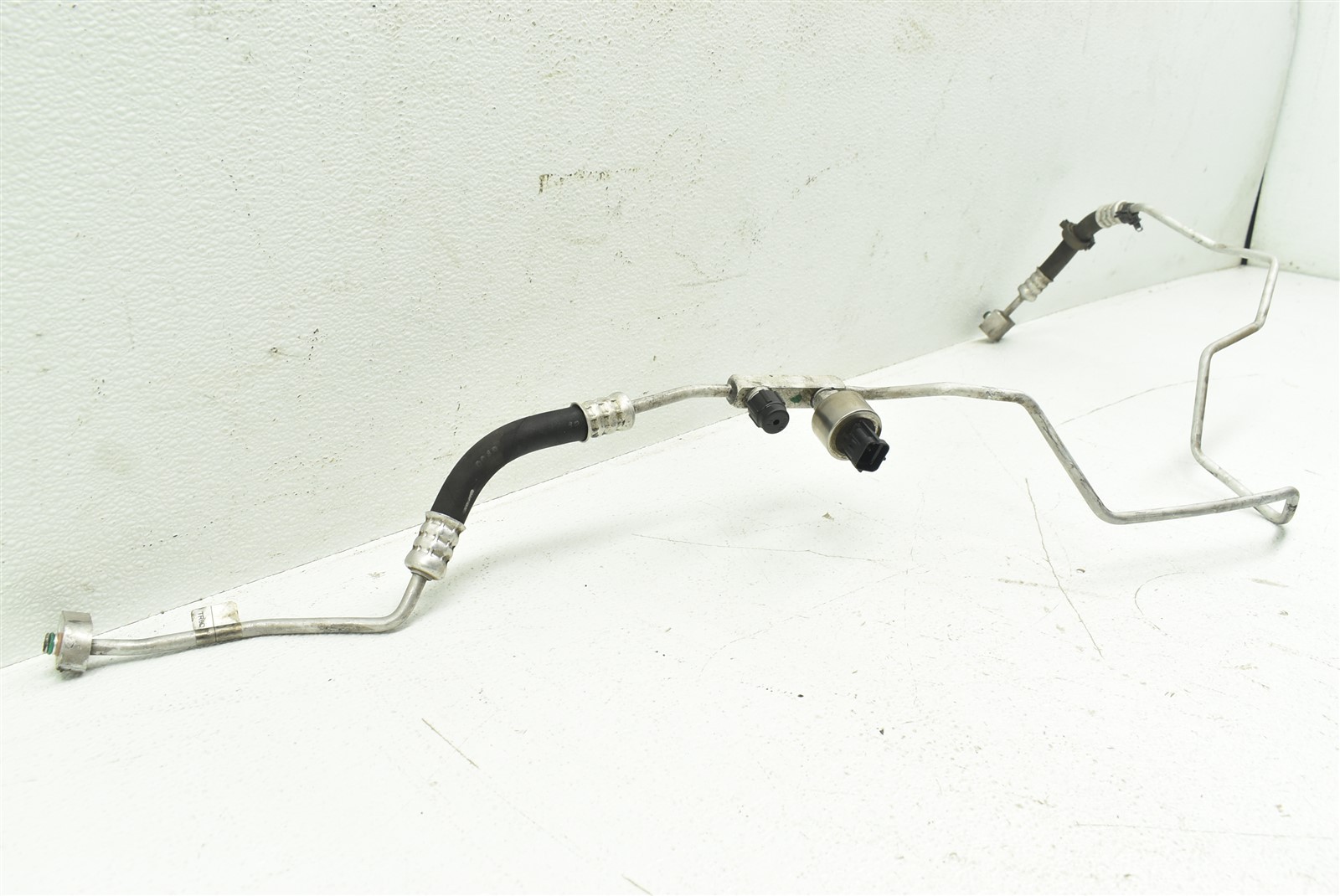 2003-2012 Maserati Quattroporte AC Line Air Conditioning Pipe A/C 03-12
