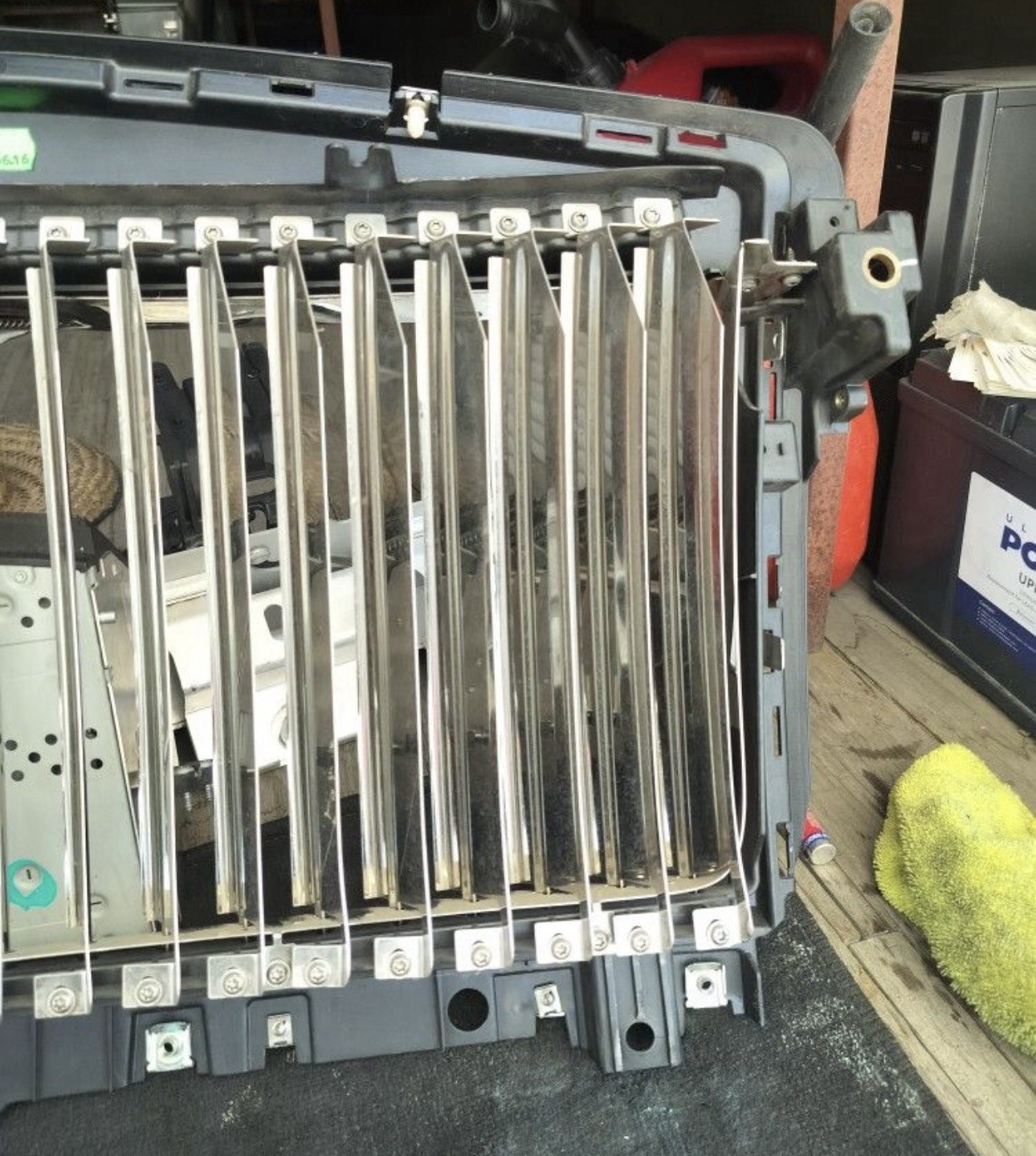 2010 2011 2012 2013 2014 Rolls Royce Ghost RR4 Front Bumper Grille OEM Used