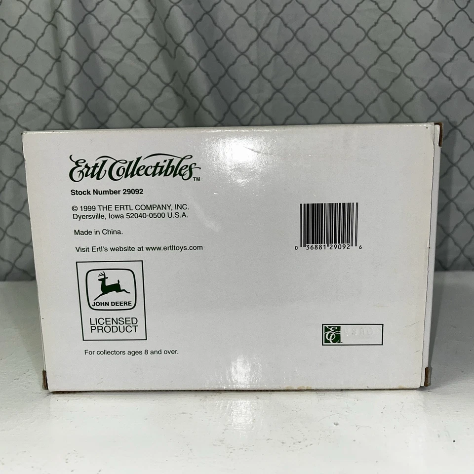 1999 Ertl 1/16 JOHN DEERE Model G Diecast Metal Collector Tractor Michigan FFA - Image 4 of 4