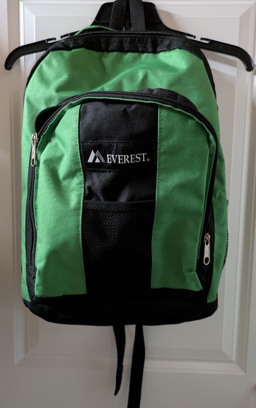Everest Luggage Basic Backpack, Dark Green, Medium Green 