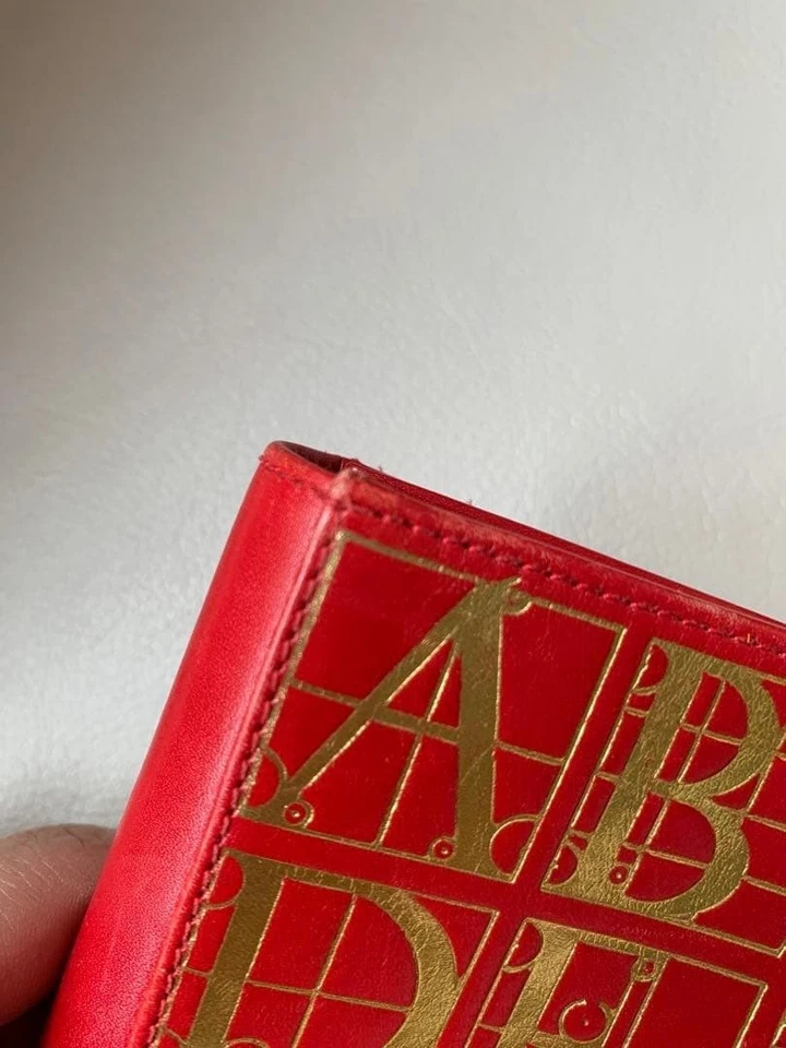 Paloma Picasso Antiguo Libro Bolso sin asas Bolsa Cartera en Rojo USADO Buen Estado Foto 2 de 4