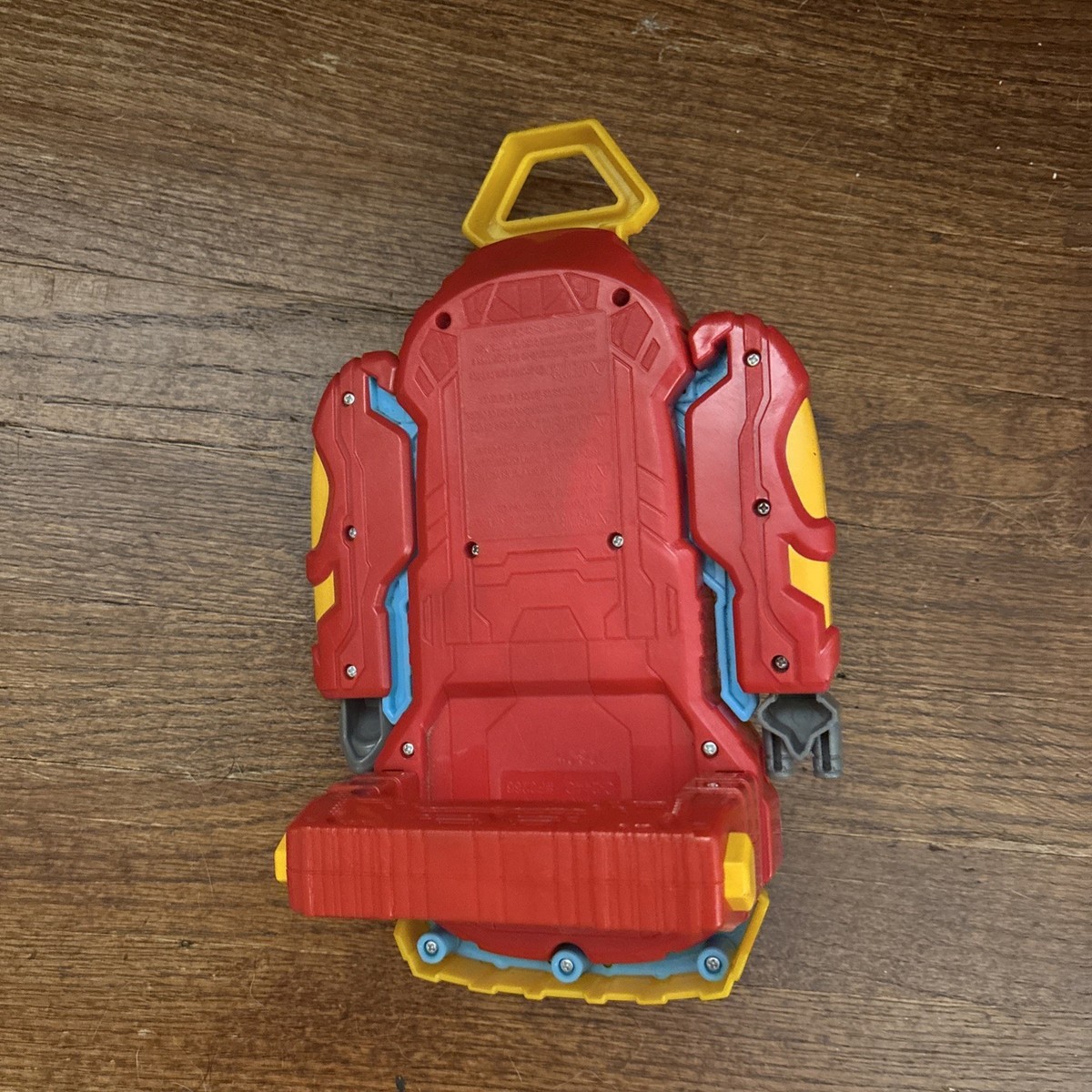 Marvel Avengers Nerf Mechstrike Iron Man Strikeshot Gauntlet