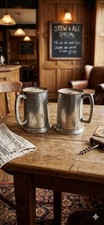 Coppia Tazze Birra Vintage Inglese Peltro Tankards Stein Fondo Vetro MCM Rinascimento
