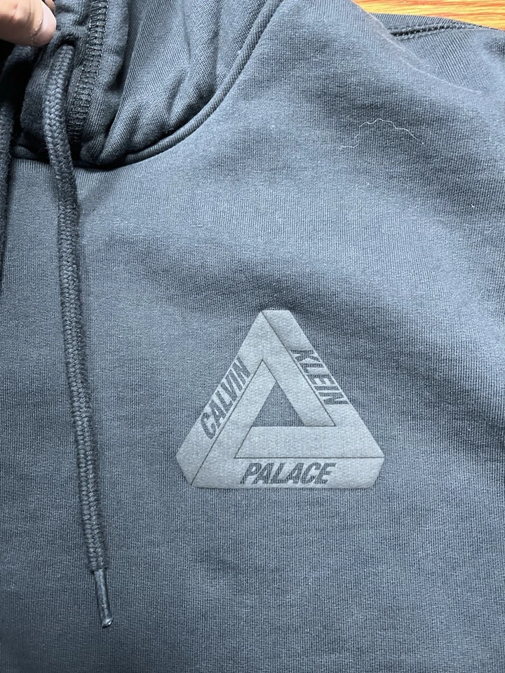 Palace X Calvin Klein Tri-Ferg sudadera con capucha negra para hombre talla XXL Foto 2 de 4