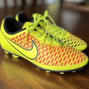 Nike Magista Onda FG 651551-770 Boys/Girls Kids Soccer Cleats - Youth Sz 3Y