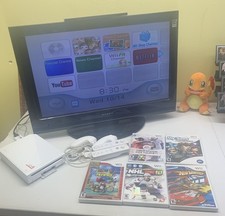 Nintendo Wii White Console 2 Controllers Bundle w/ 5 Games - Tested!