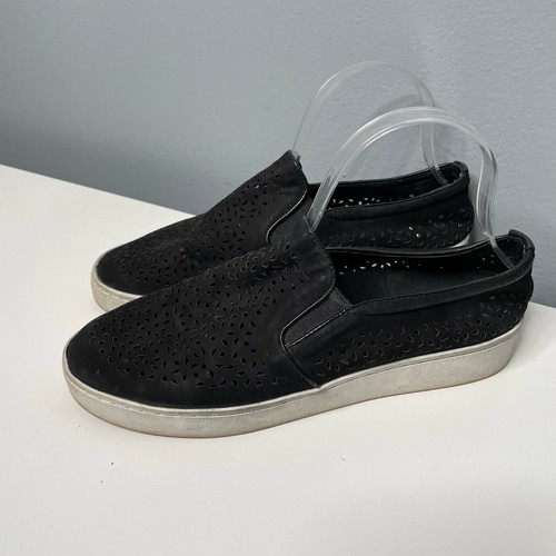 vionic black slip on sneakers