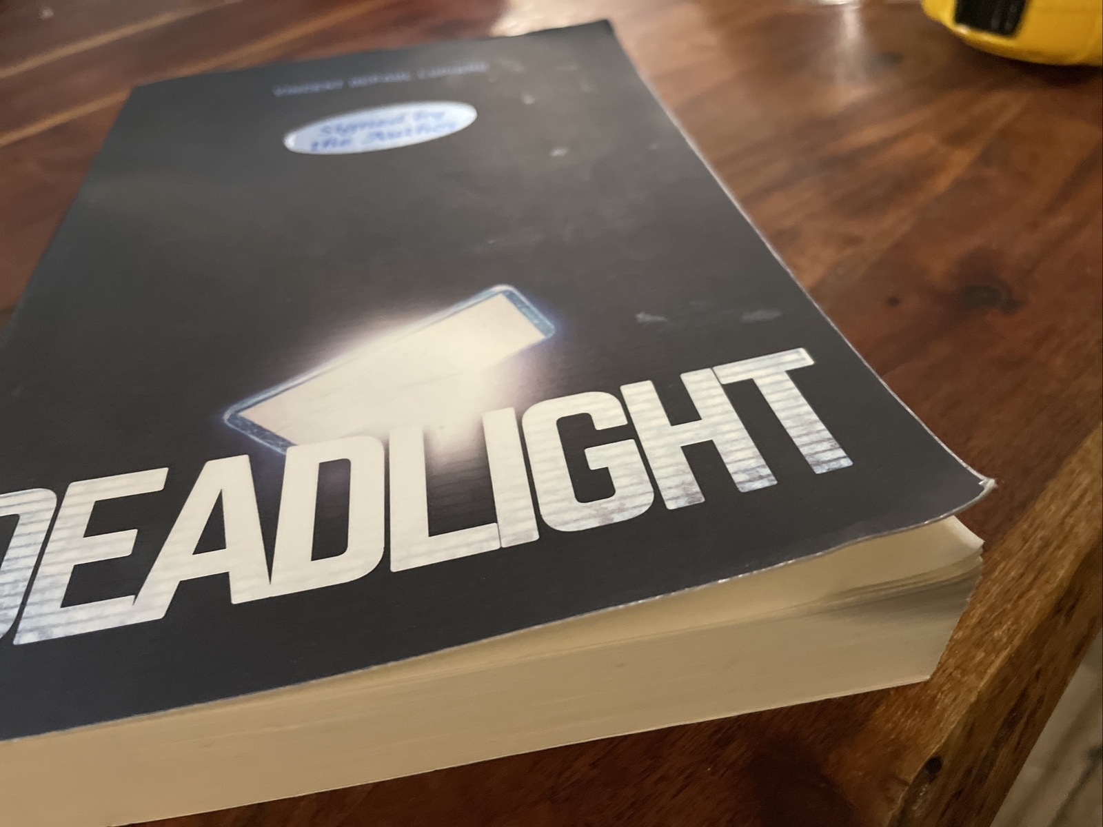 Deadlight+by+Vincent+DePaul+Lupiano+%282022%2C+Trade+Paperback%29 for ...