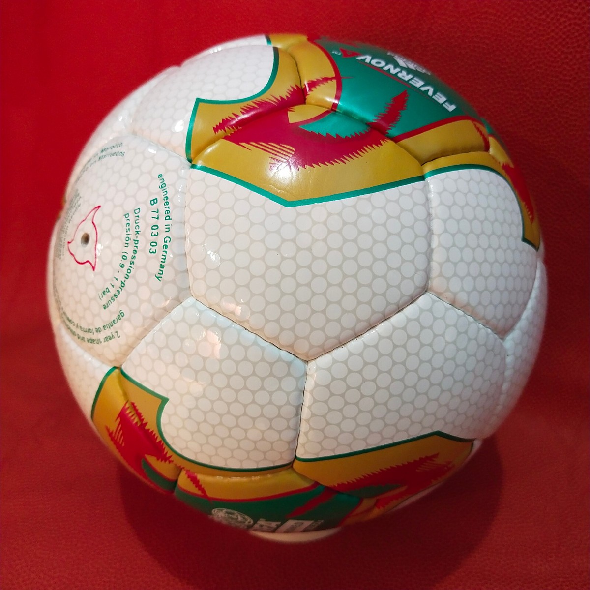 激レアadidas 2002年日韓W杯公式試合球 FEVERNOVA 5号 adidas fevernova 2002 Fifa World Cup korea/japan Match Ball