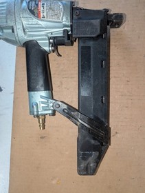 Hitachi N 5008AC2 7/16" Pneumatic Crown Stapler, 16 Gauge