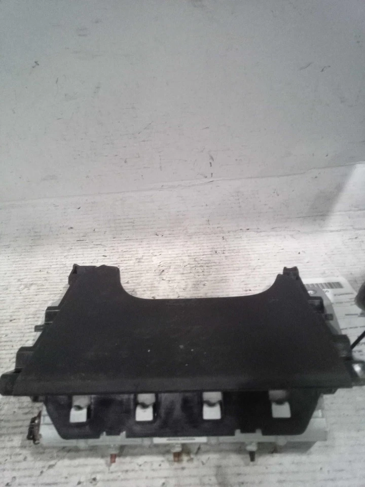 Used Instrument Panel Air Bag fits: 2017 Mitsubishi Mirage driver knee Grade A - Image 2 of 4