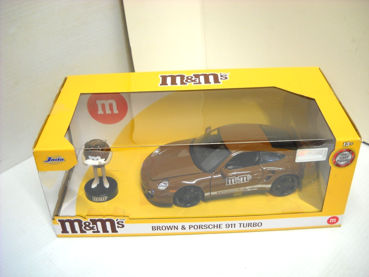 Jada M&M's Brown & Porsche 911 Turbo M & M's 1:24 Die Cast Car