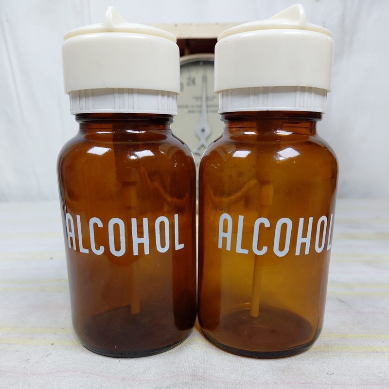 MENDA Lasting-Touch Round Amber Glass Dispenser Bottle 8 oz -ALCOHOL- USA New