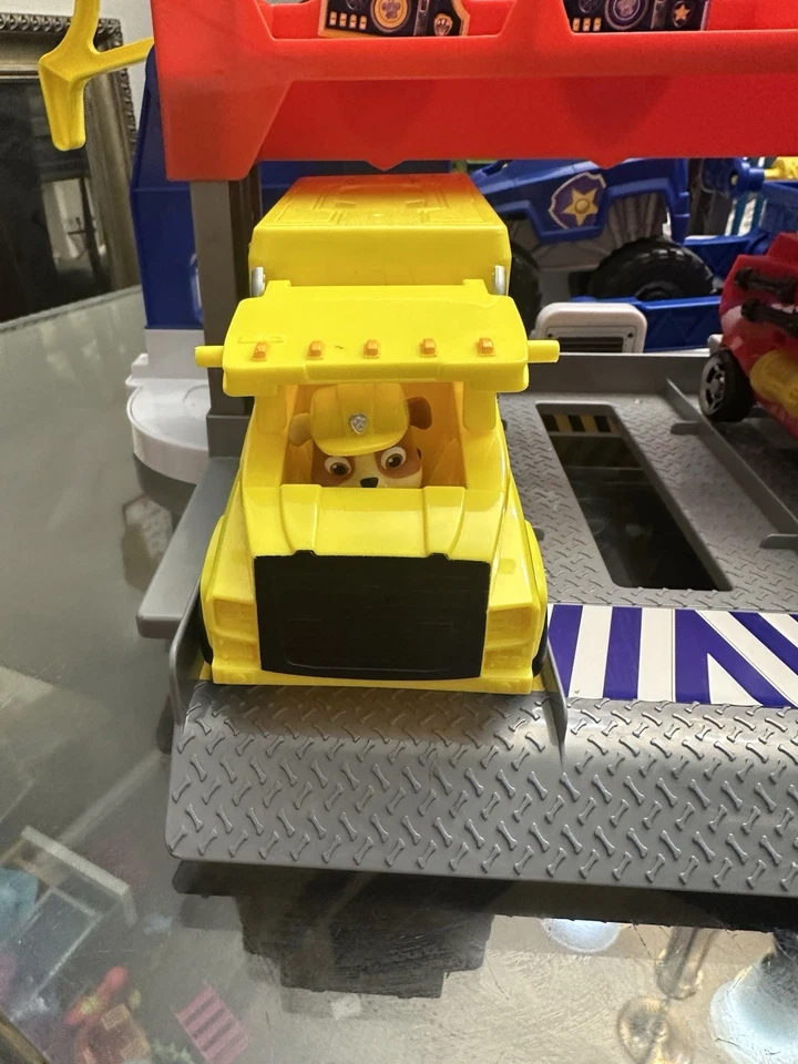 Paw Patrol Big Truck Pups Truck Stop HQ Lights Sounds Working 5 Pups 5 Vehicles - Image 4 of 4