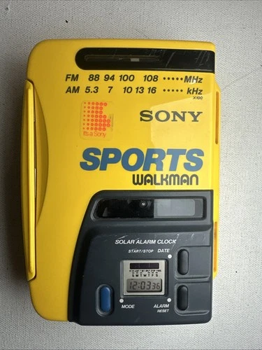 Vintage Sony Walkman Sports WM-AF58 FM/AM Cassette Player - everything works