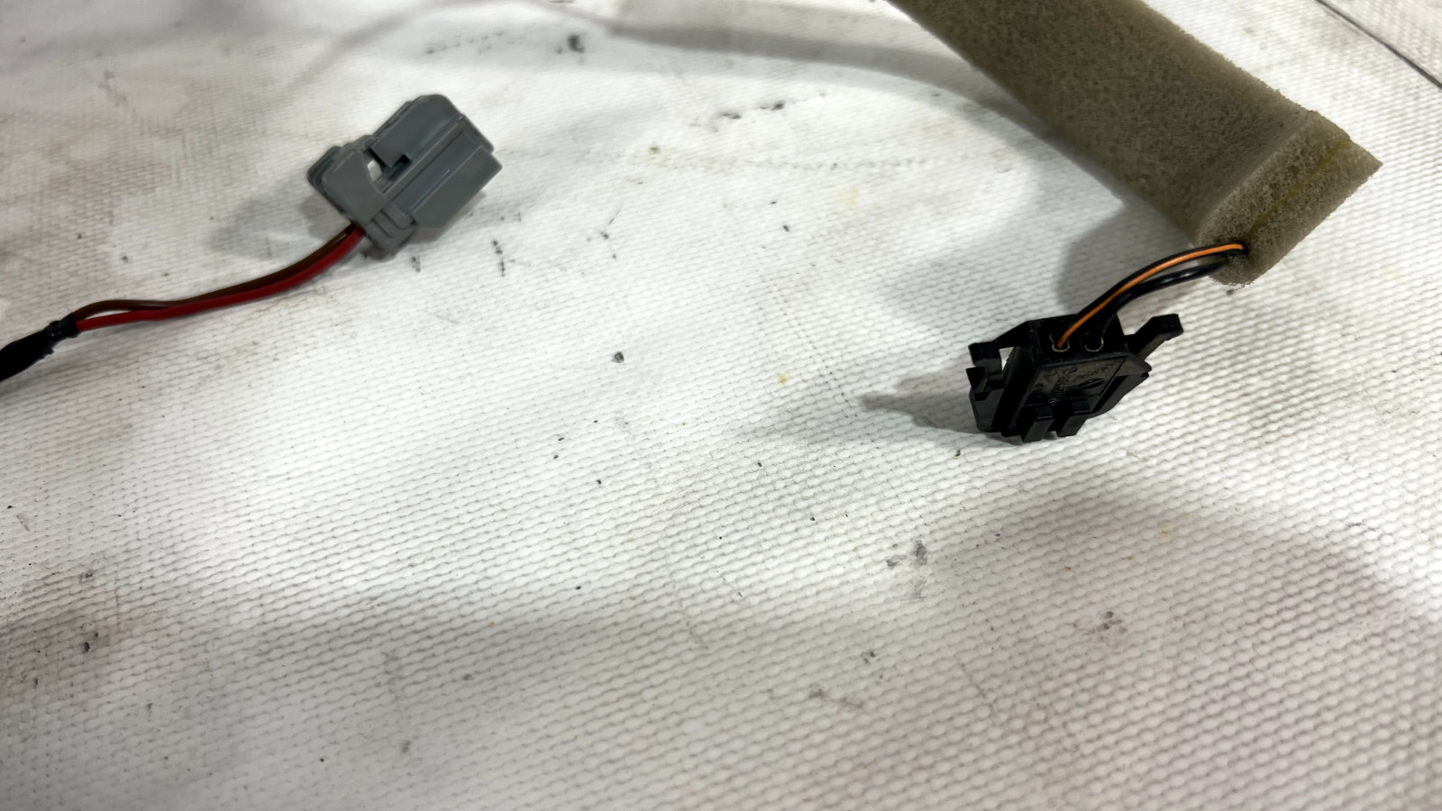 Right Passenger Door Wiring Wire Harness BG33-14630-BA Aston Martin Vantage 2011