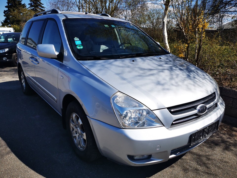 Kia carnival 2008