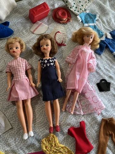 Vintage 1960’s Ideal 12” TAMMY Dolls booklet Mary Makeup Doll and extra Clothes