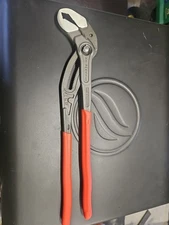 Knipex Cobra XL Pipe Wrench And Water Pump Pliers 87 01 400 16-Inch Cobra Pliers