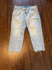 Gap Women's 12/31R Slim Boyfriend Cropped Jean, EUC, 25 inch inseam