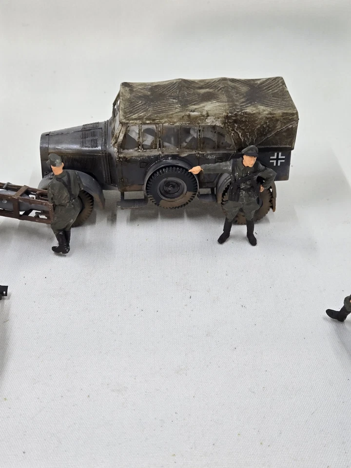 Juego de tripulación alemán Nebelwerfer 1/35 con coche de personal, portacohetes y cajas de transporte - Foto 4 de 4