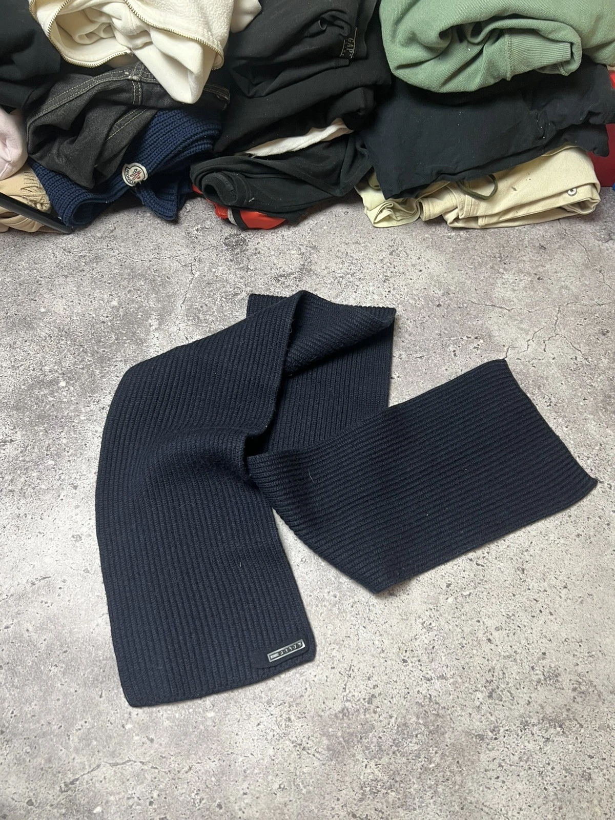 Vintage 2000’s Prada Knit Scarf Size OS Colour Dark Blue
