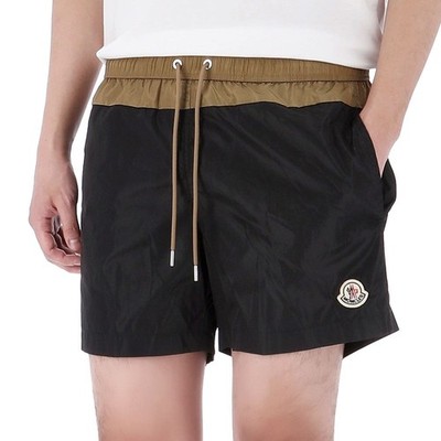 Moncler Badehose Kontrast Logo Patch 2C00002 5985M 999 155703216