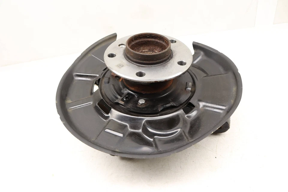 BMW M240I XDRIVE 2017-2021 - Nudillo de husillo trasero izquierdo con cojinete de rueda Foto 2 de 4