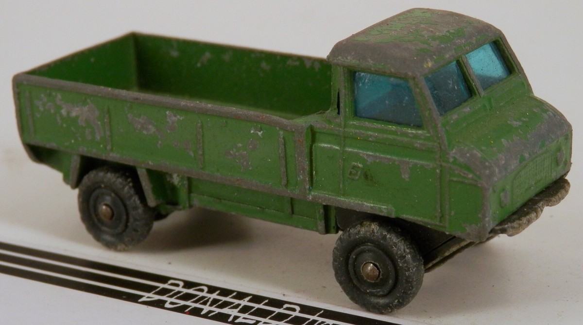 8 Miniatures Husky 1:70 Land Rover Forward Control 109 Série 2A - Cabine Avancée