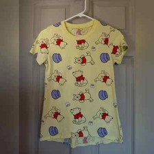 Disney Winnie The Pooh Honey Pots Short Sleeve Tee - Size SMALL