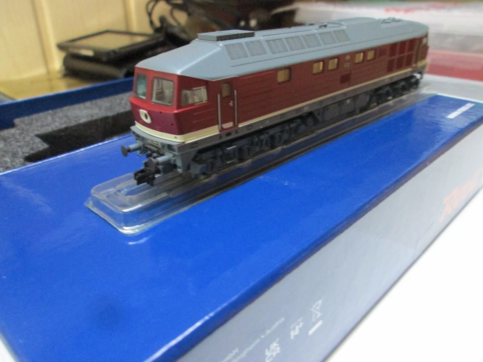 ROCO 36420 Diesellok BR 132 345-0  Deutsche Reichsbahn  Epoche IV - Bild 3 von 4