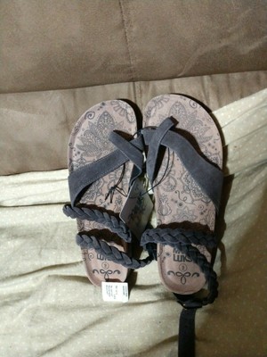 muk luks women's estelle sandals