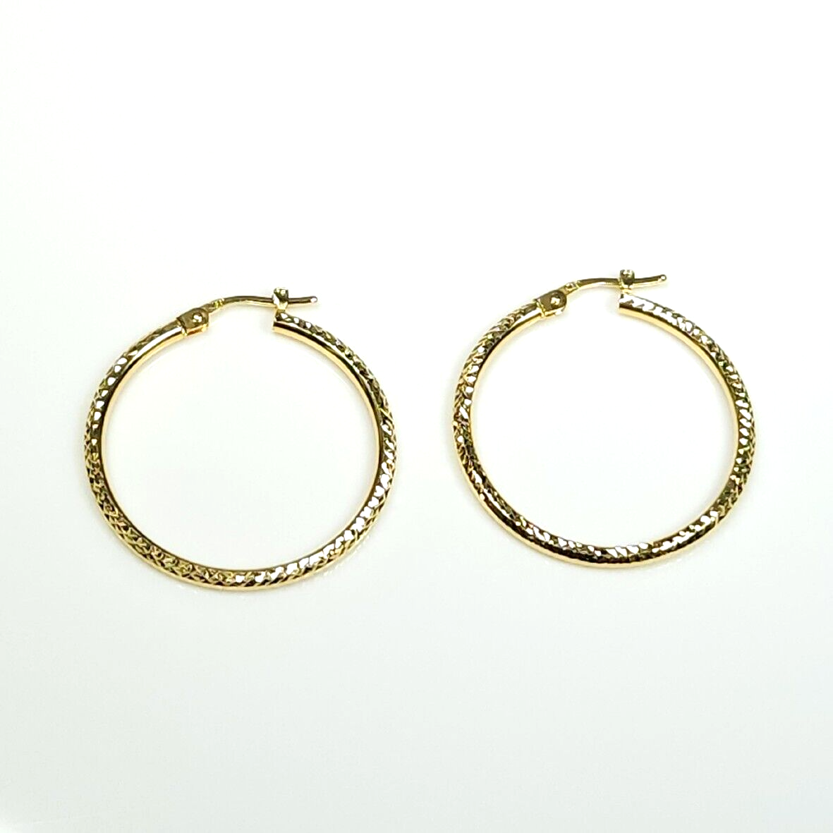 Solid Gold Hoop Earrings, 30mm, 18k Solid Gold 2.0grams, Diamond cut
