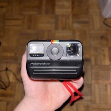 Polaroid Go Black With Wrist Strap