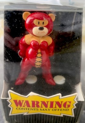 Bad Taste Bears Scarlet Sammelfigur einige Beschädigungen am Karton