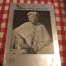 ?? Patons Womens 303 Vtge Knitting pattern Lady Bk B&W Old Bed Jackets Dressing 