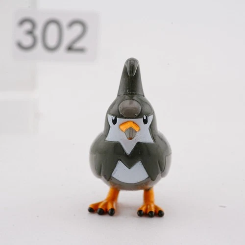 Staravia Tomy figure   Pokemon