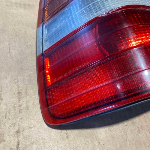 Conjunto de luz trasera izquierda mercedes-benz w124 wagon 1248204364 - Imagen 6 de 15