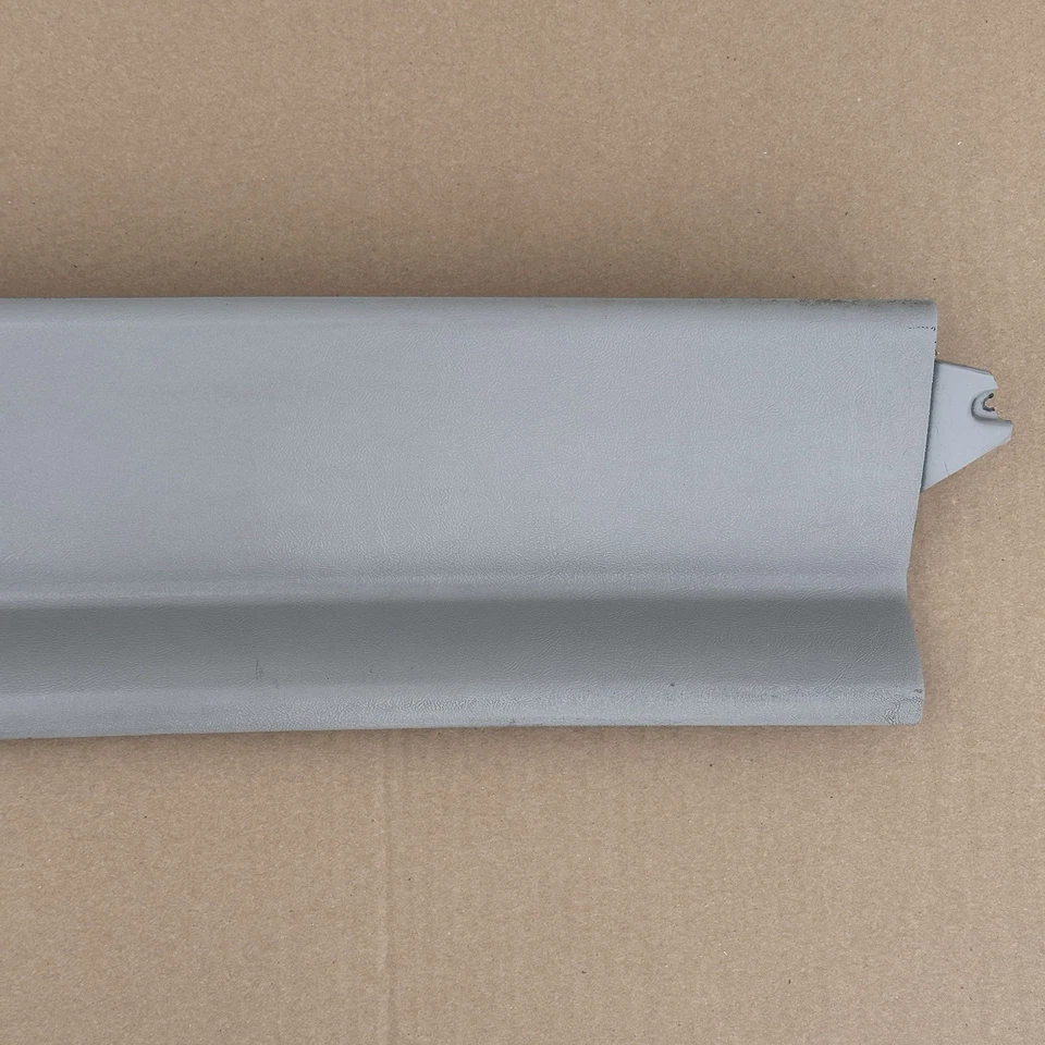 Camión Chevy GMC OBS C/K 1988-1998 cabina regular domo techo claro moldura gris Foto 4 de 4