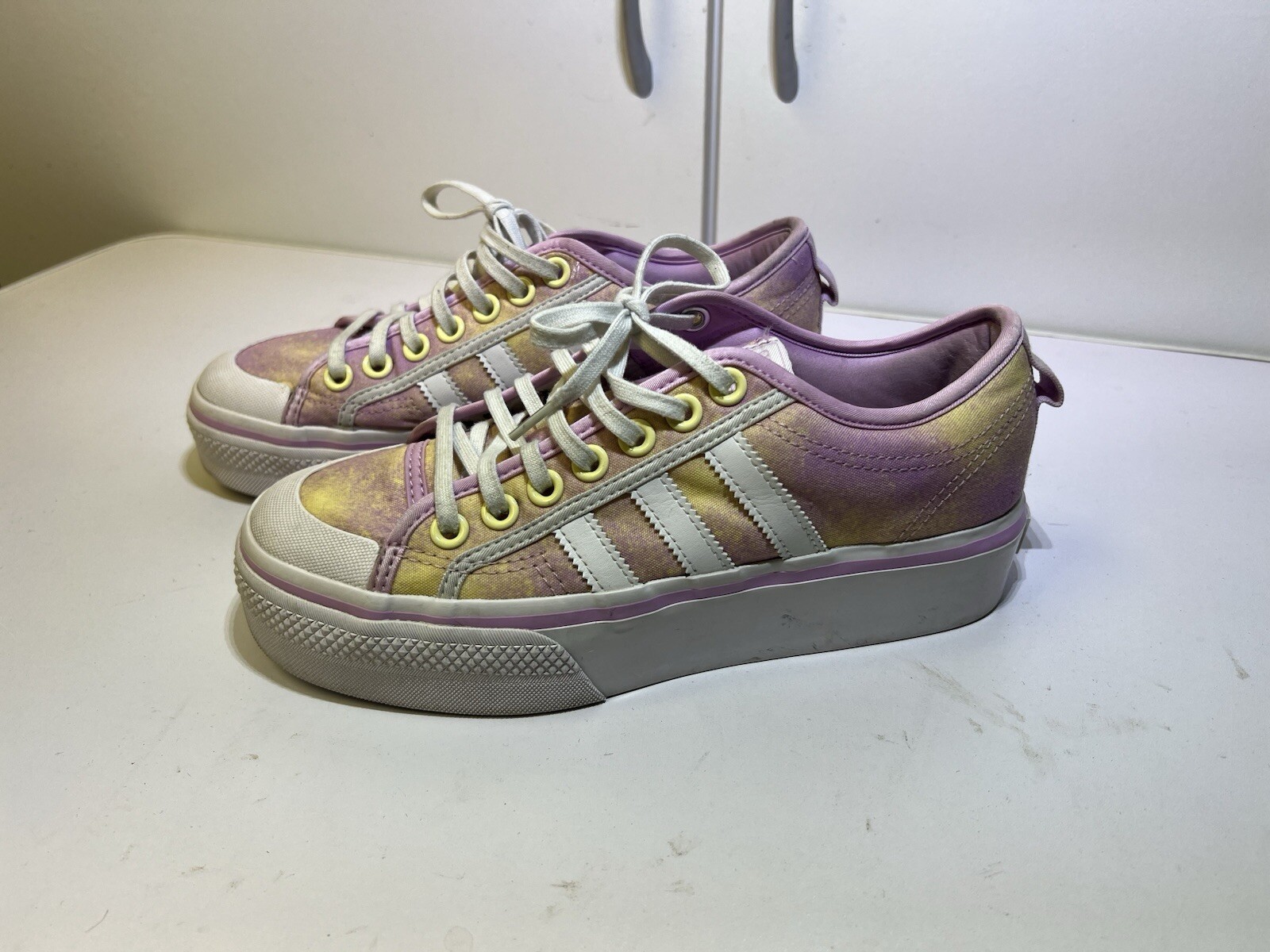 Adidas Women’s  Nizza Platform 'Bliss Lilac Almost Yellow' Size 8 1/2 Good Cond
