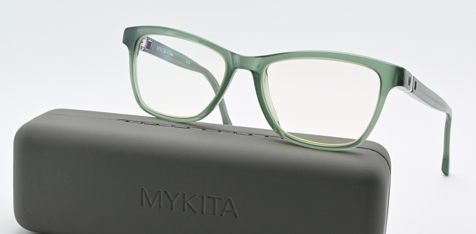 MYKITA Brille Daisy No2 Col 707 Size 135 51-16 Grün Transluzent Poliert Etui Set